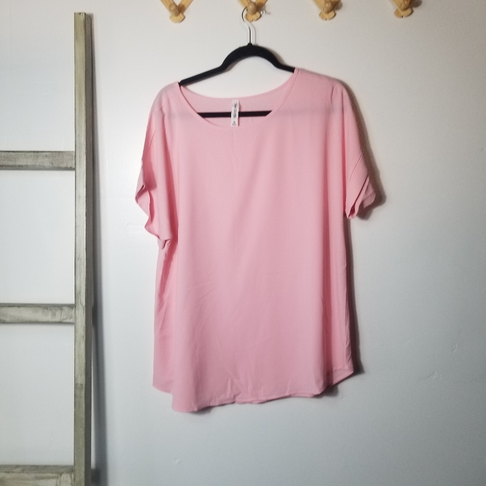 NWOT ZENANA OUTFITTERS WOMEN'S PINK BLOUSE SIZE XL